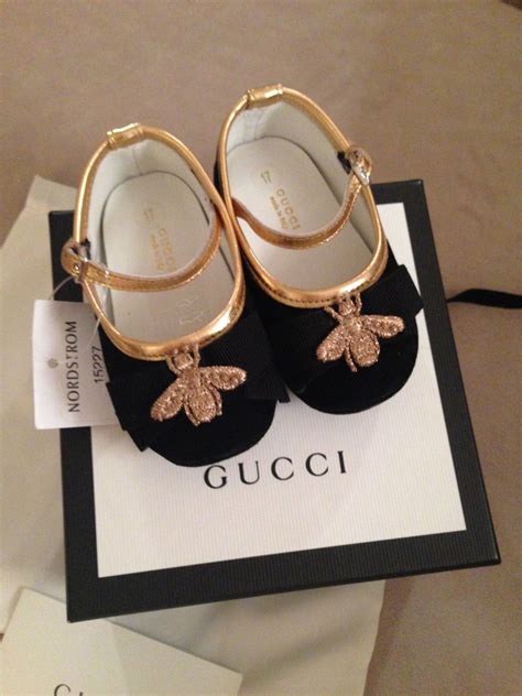 gucci bee para bebes